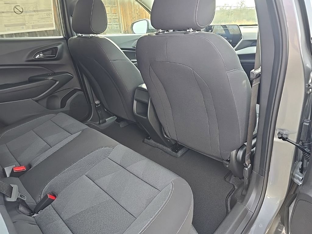 New 2026 Chevrolet Trax LS w/ LS Convenience Package image 10