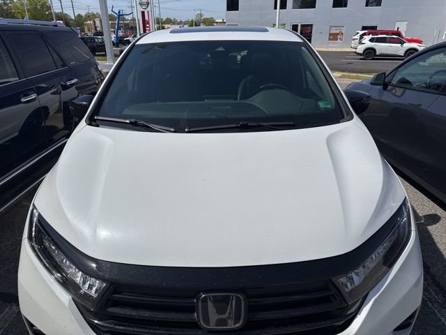 Used 2024 Honda Odyssey Sport image 2
