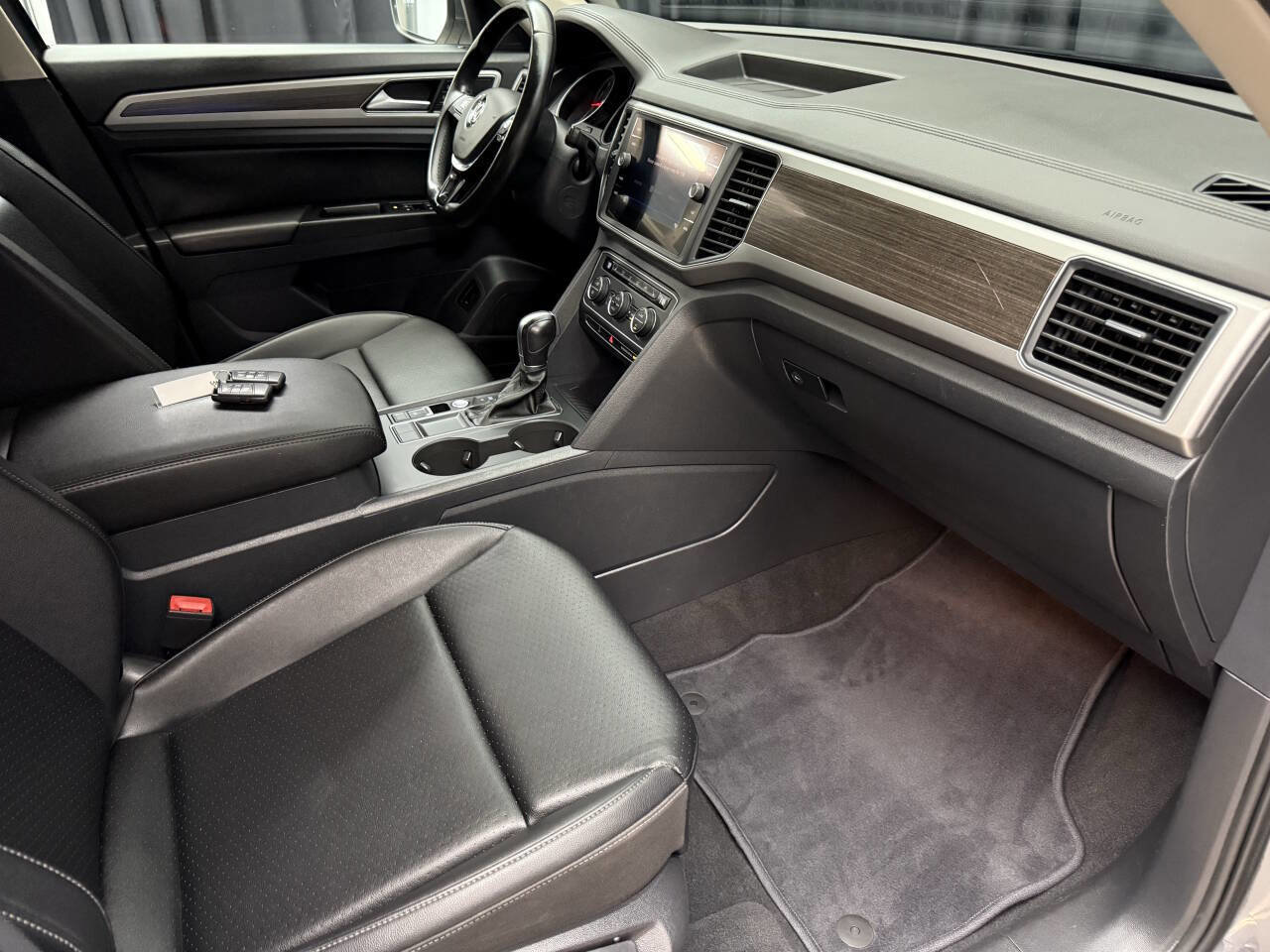 Used 2019 Volkswagen Atlas SE w/ Panoramic Sunroof Package image 23