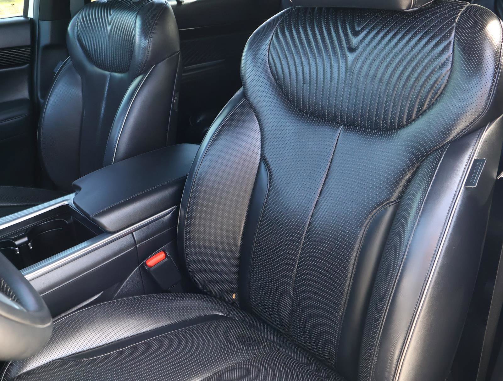 Used 2023 Hyundai Palisade Calligraphy image 13