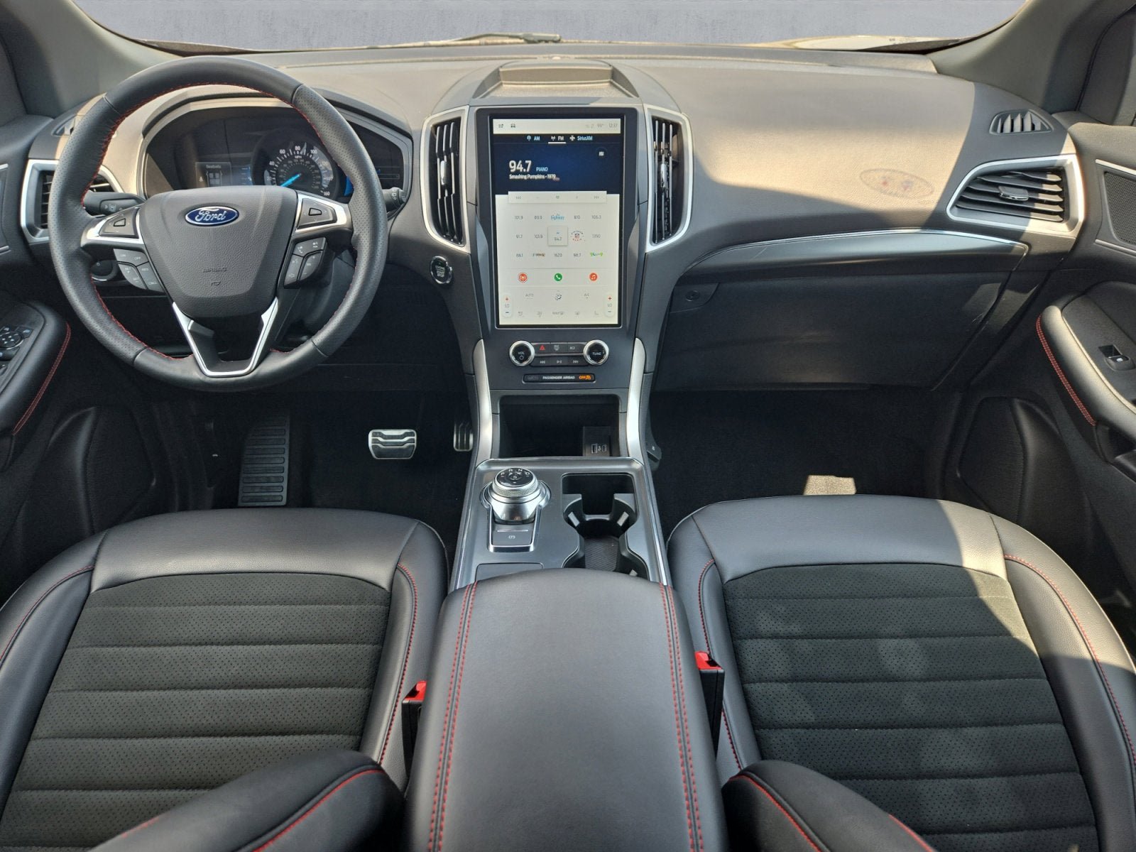 Used 2023 Ford Edge ST-Line AWD/4WD image 9