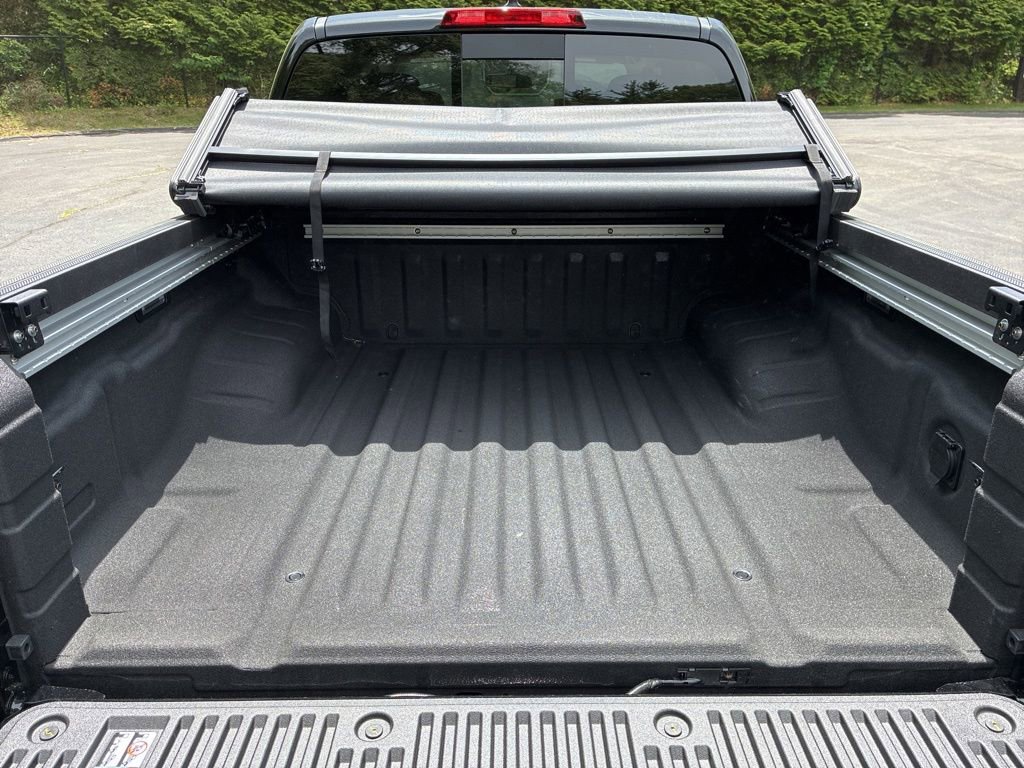 New 2026 Nissan Frontier SV w/ SV Convenience Package AWD/4WD image 14