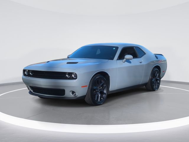 Used 2022 Dodge Challenger SXT w/ Blacktop Package image 1