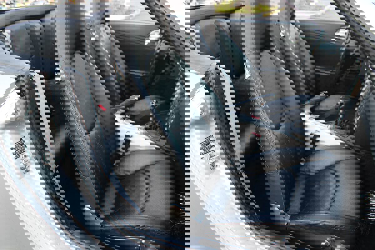 Used 2005 Porsche 911 Carrera image 21