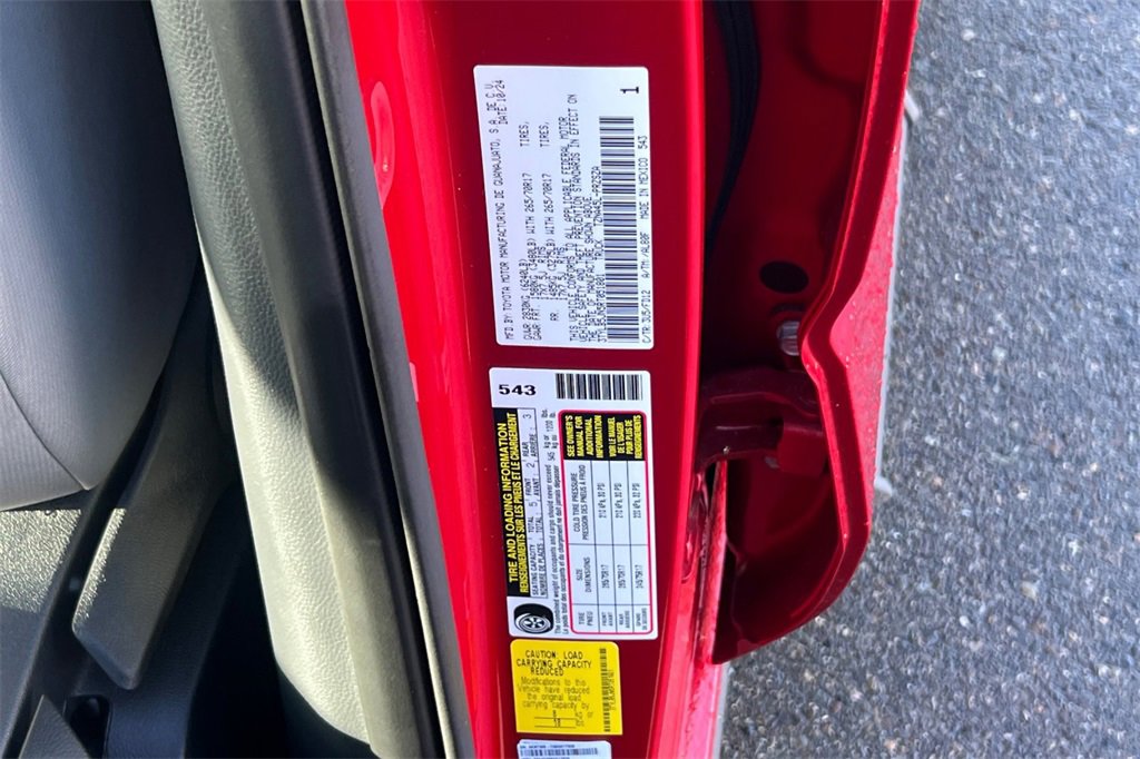 Used 2024 Toyota Tacoma TRD Off-Road image 33