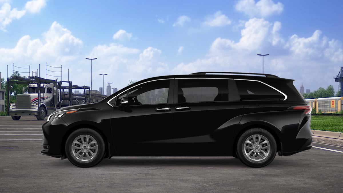 New 2026 Toyota Sienna XLE FWD image 6