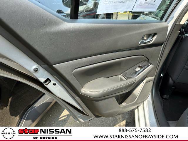 Certified 2021 Nissan Altima 2.5 SV FWD image 9