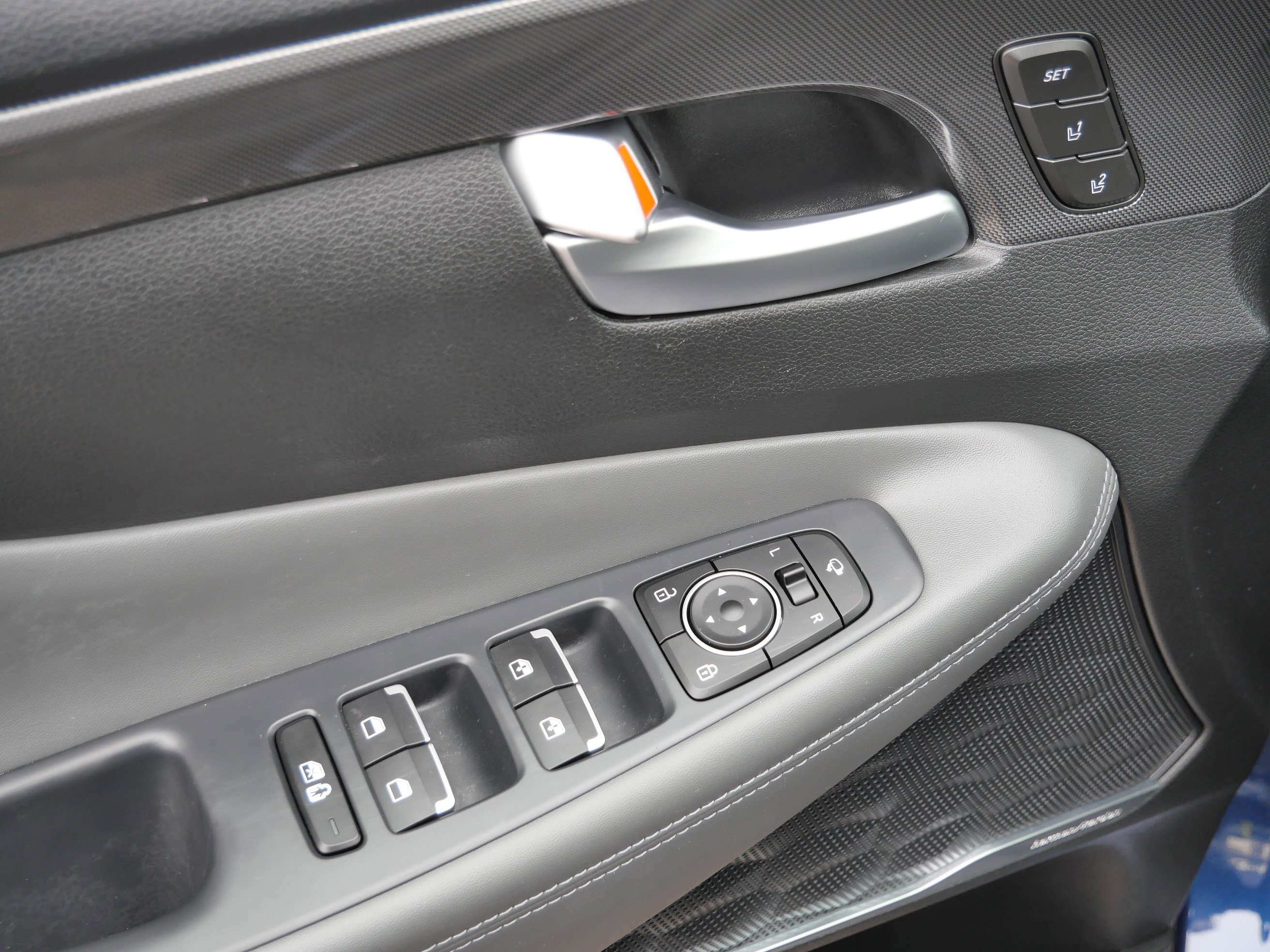 Certified 2022 Hyundai Santa Fe Limited image 19