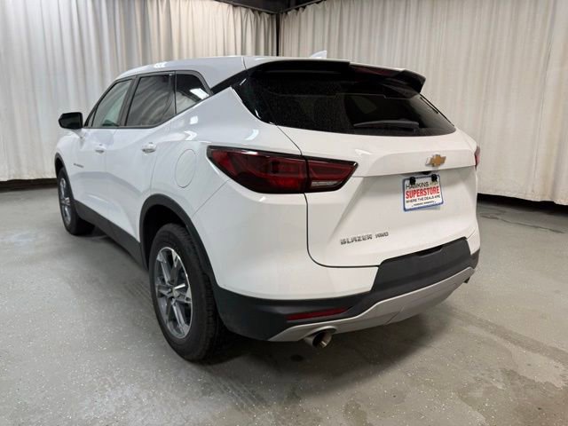 Used 2025 Chevrolet Blazer LT AWD/4WD image 8