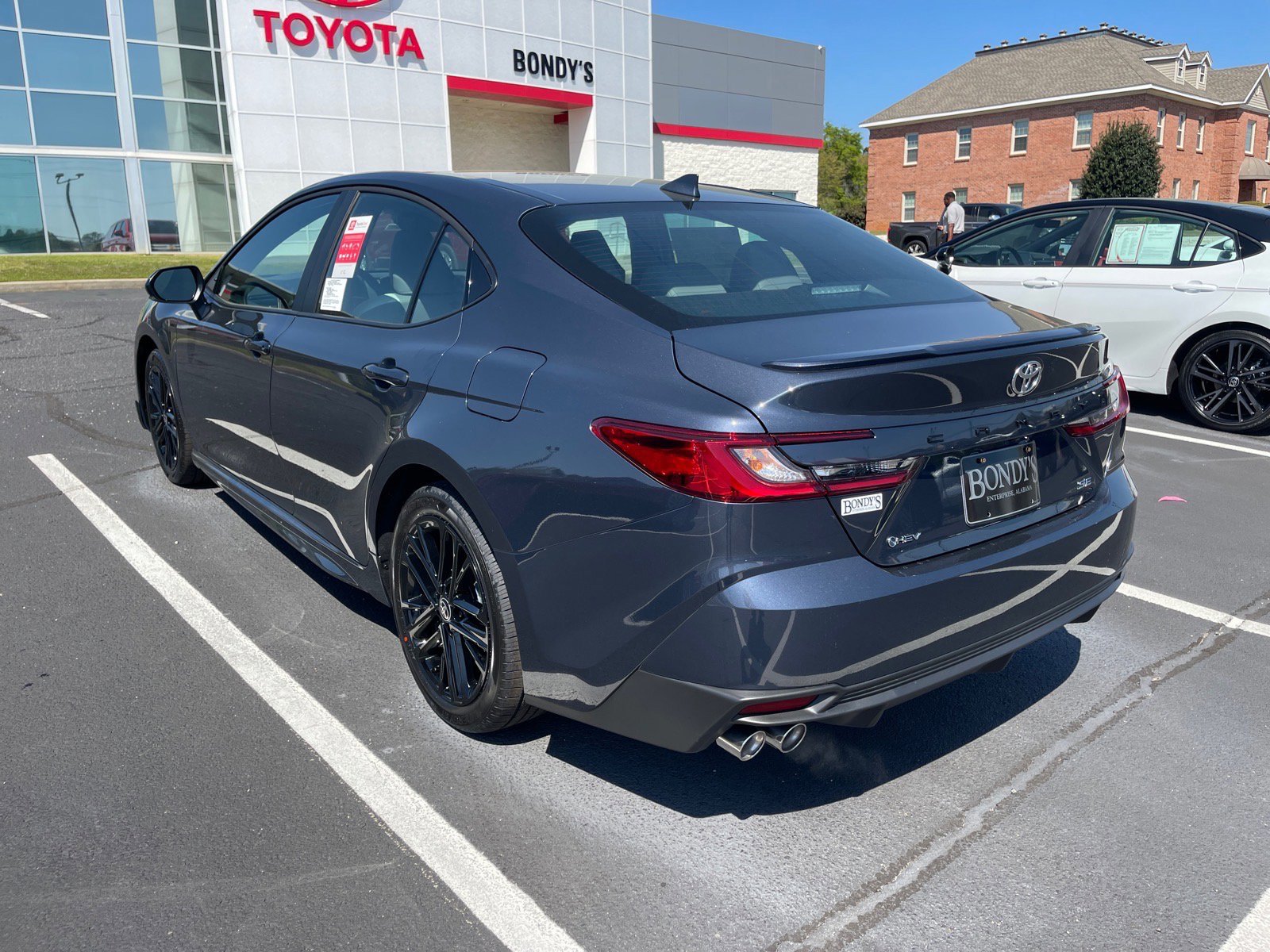 New 2026 Toyota Camry SE image 11