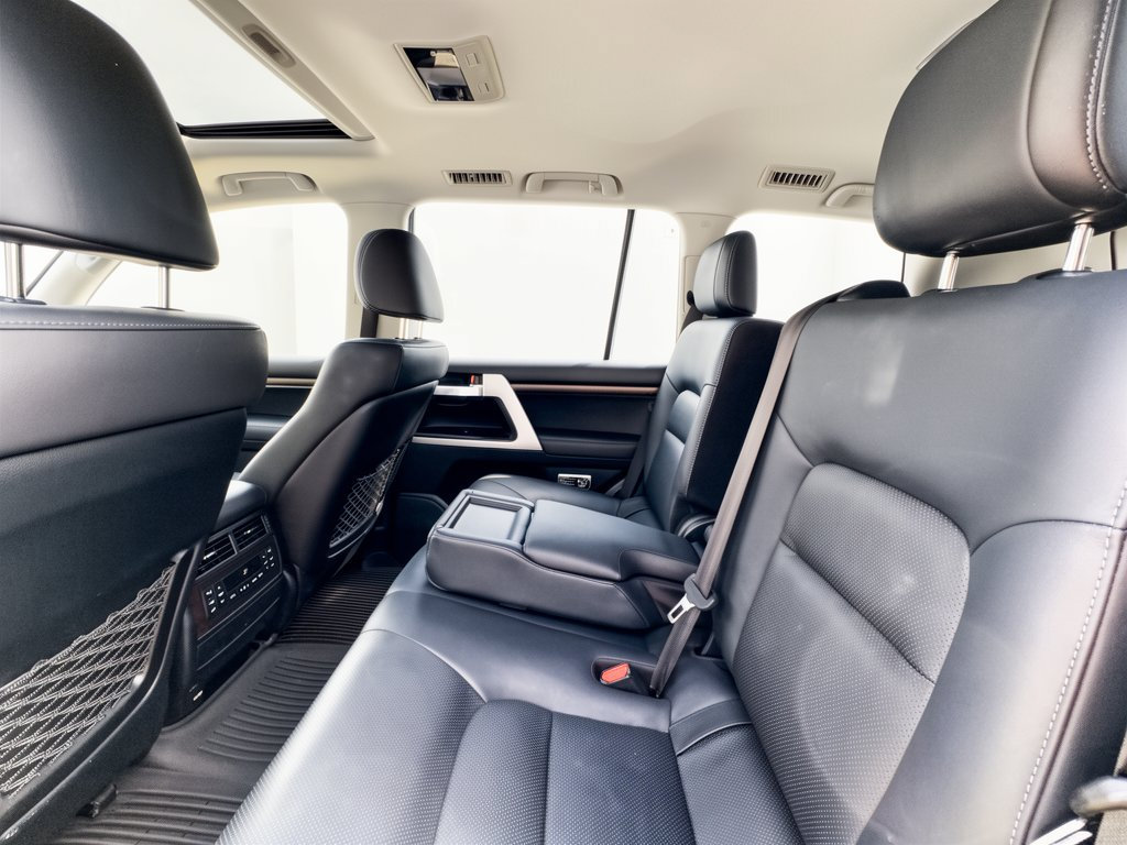 Used 2018 Toyota Land Cruiser AWD/4WD image 25