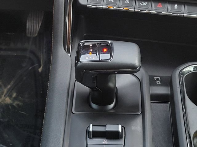 Used 2024 GMC Sierra 1500 AT4 w/ Technology Package image 16