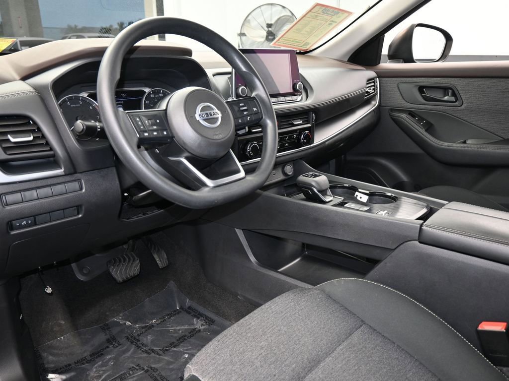 Used 2021 Nissan Rogue S image 12