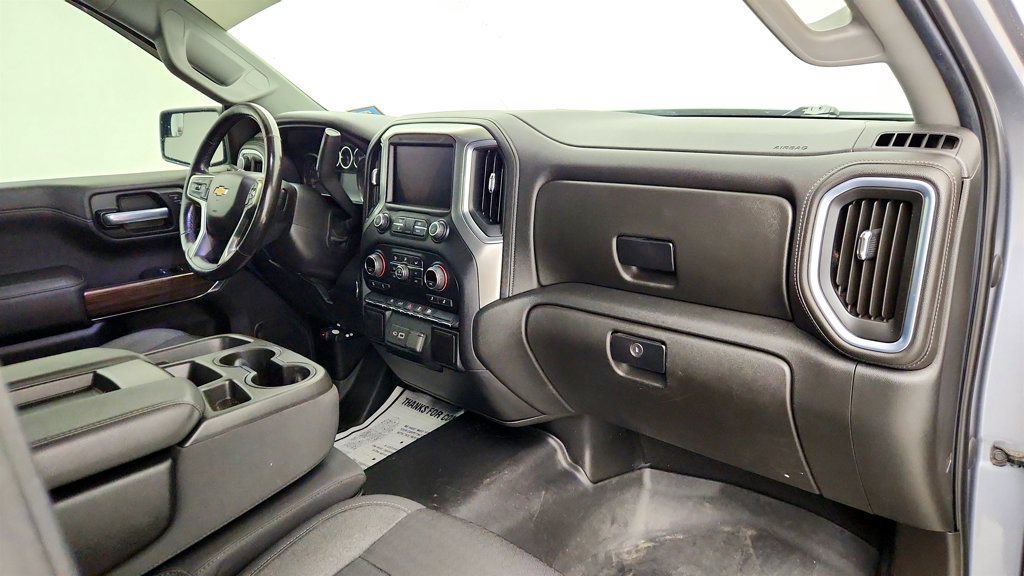 Used 2021 Chevrolet Silverado 1500 LT AWD/4WD image 24