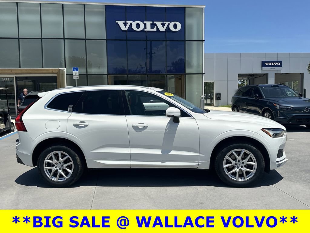 Used 2021 Volvo XC60 T5 Momentum w/ Climate Package AWD/4WD image 6