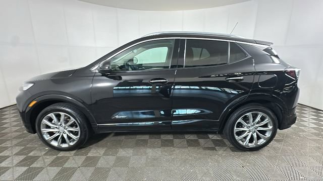 Used 2024 Buick Encore GX Avenir w/ Avenir Technology Package AWD/4WD image 6