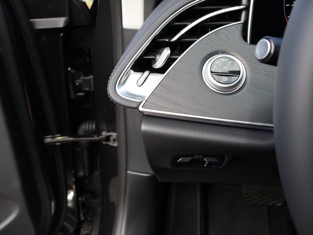 New 2026 Mercedes-Benz E 450 4MATIC Sedan image 37