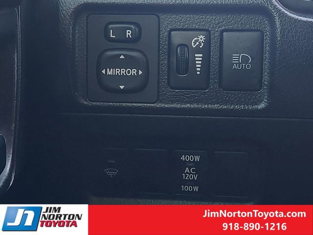 Used 2020 Toyota 4Runner TRD Off-Road image 25