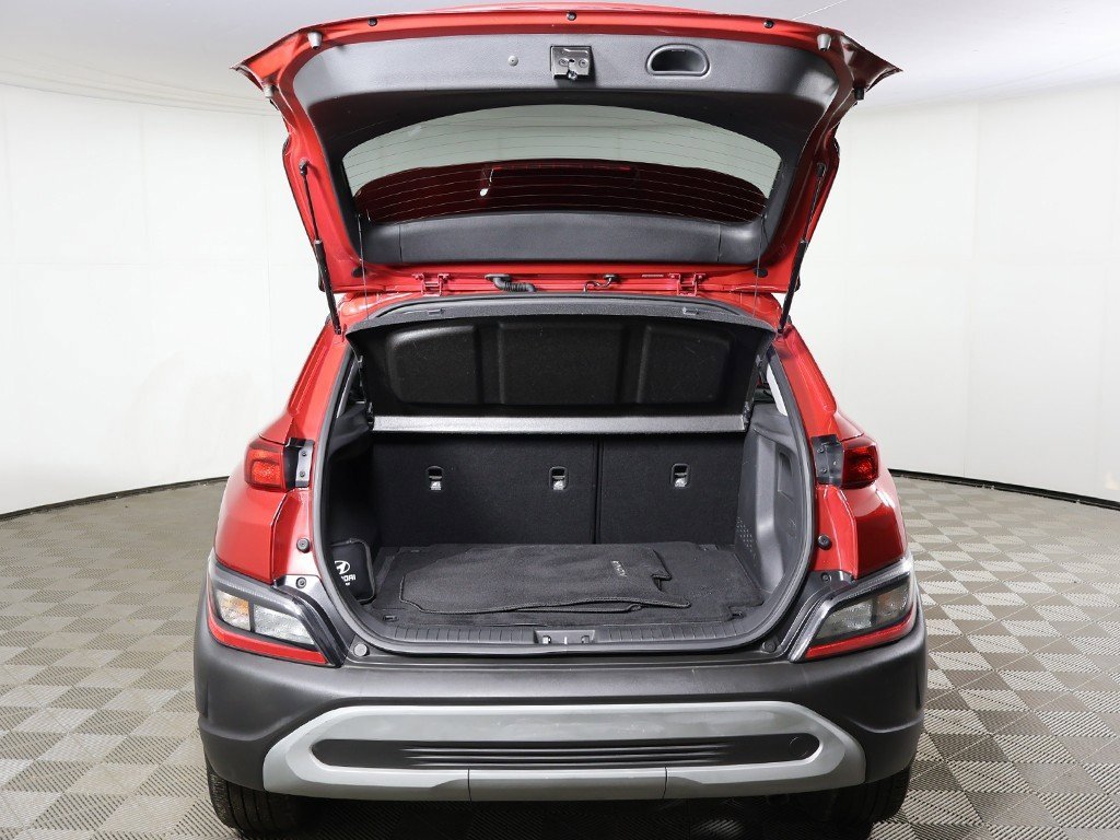 Used 2023 Hyundai Kona SEL image 14