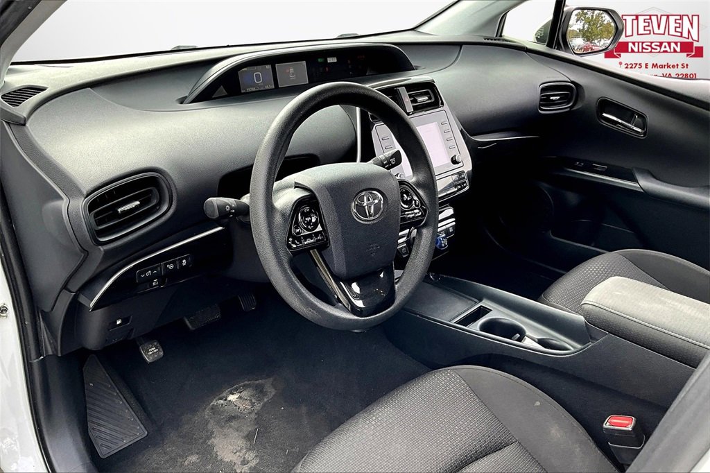 Used 2022 Toyota Prius L Eco image 16