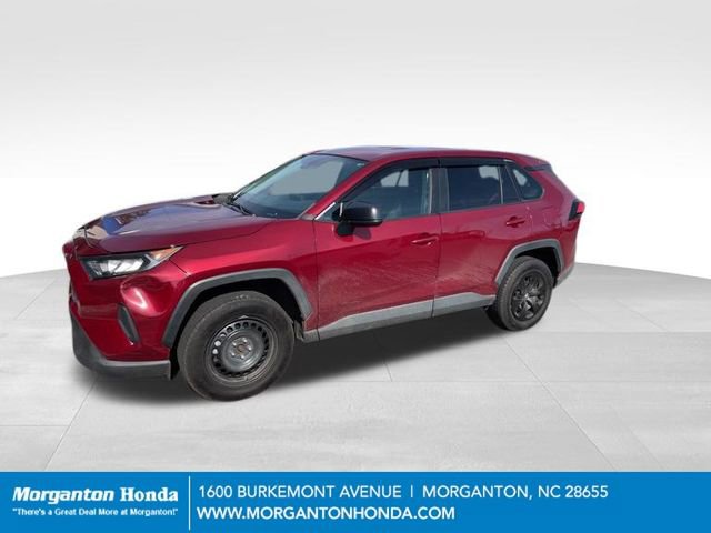 Used 2022 Toyota RAV4 LE image 5