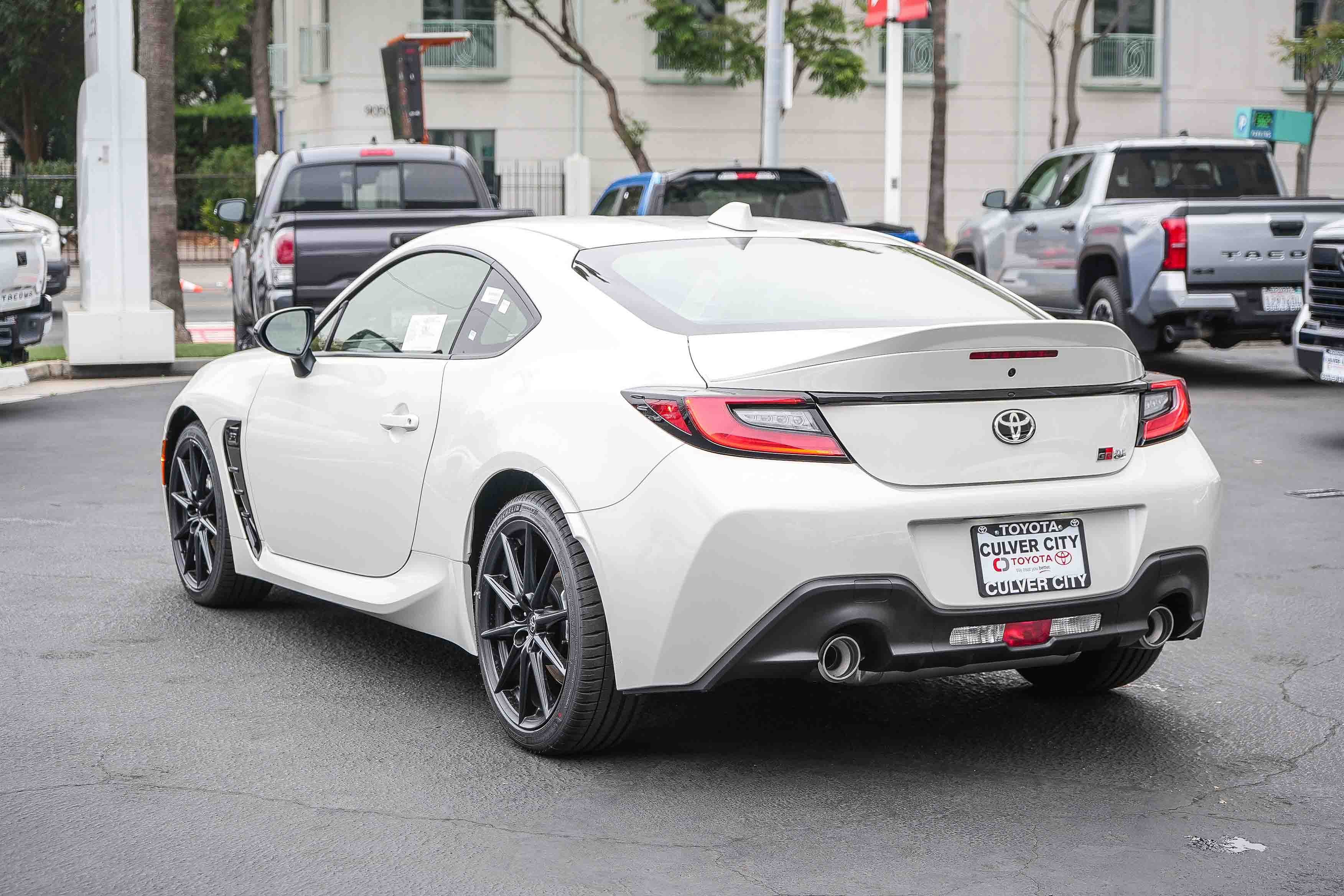 New 2026 Toyota GR86 Premium RWD image 9