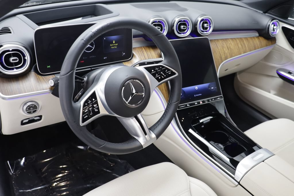 Used 2023 Mercedes-Benz C 300 4MATIC Sedan image 6