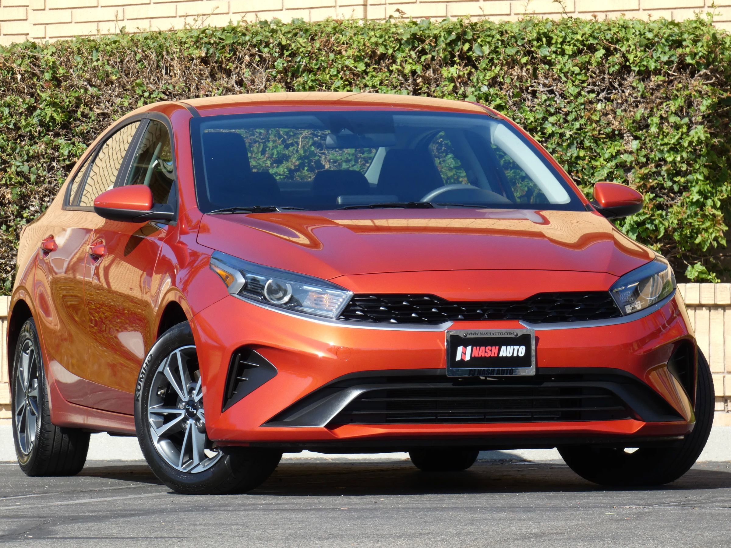 Used 2023 Kia Forte LXS image 3