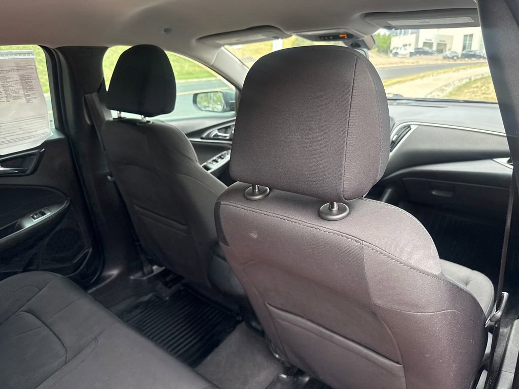 Used 2017 Chevrolet Malibu LS FWD image 25