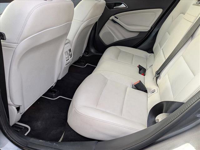 Used 2018 Mercedes-Benz GLA 250 image 17