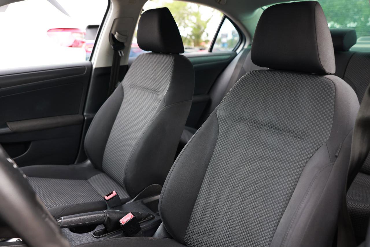 Used 2012 Volkswagen Jetta S FWD image 6