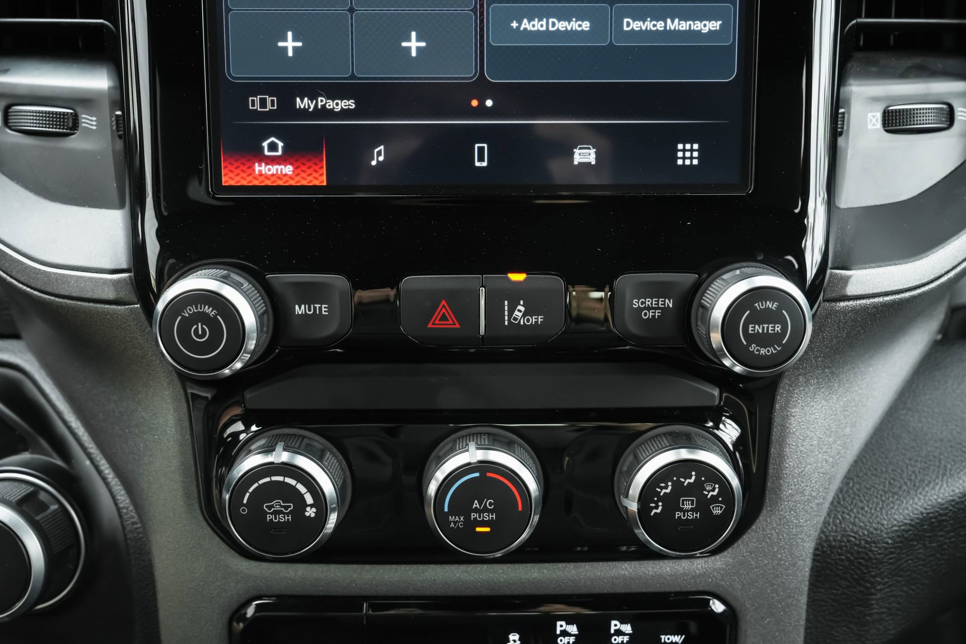 Used 2025 RAM 1500 Tradesman image 14