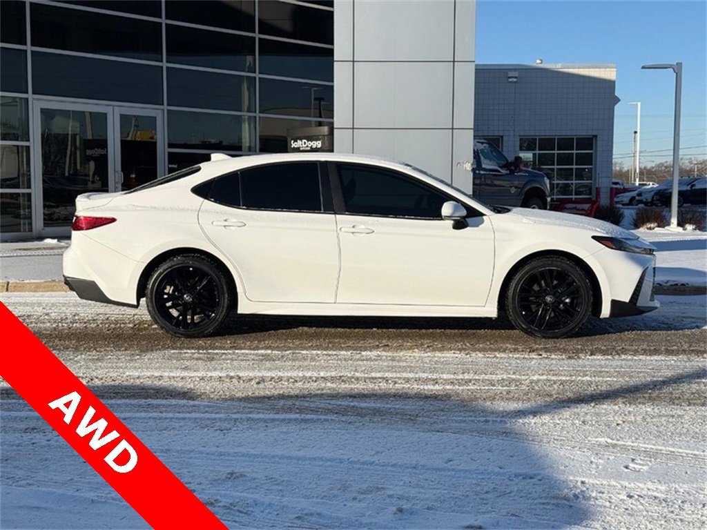 Used 2025 Toyota Camry LE video 2