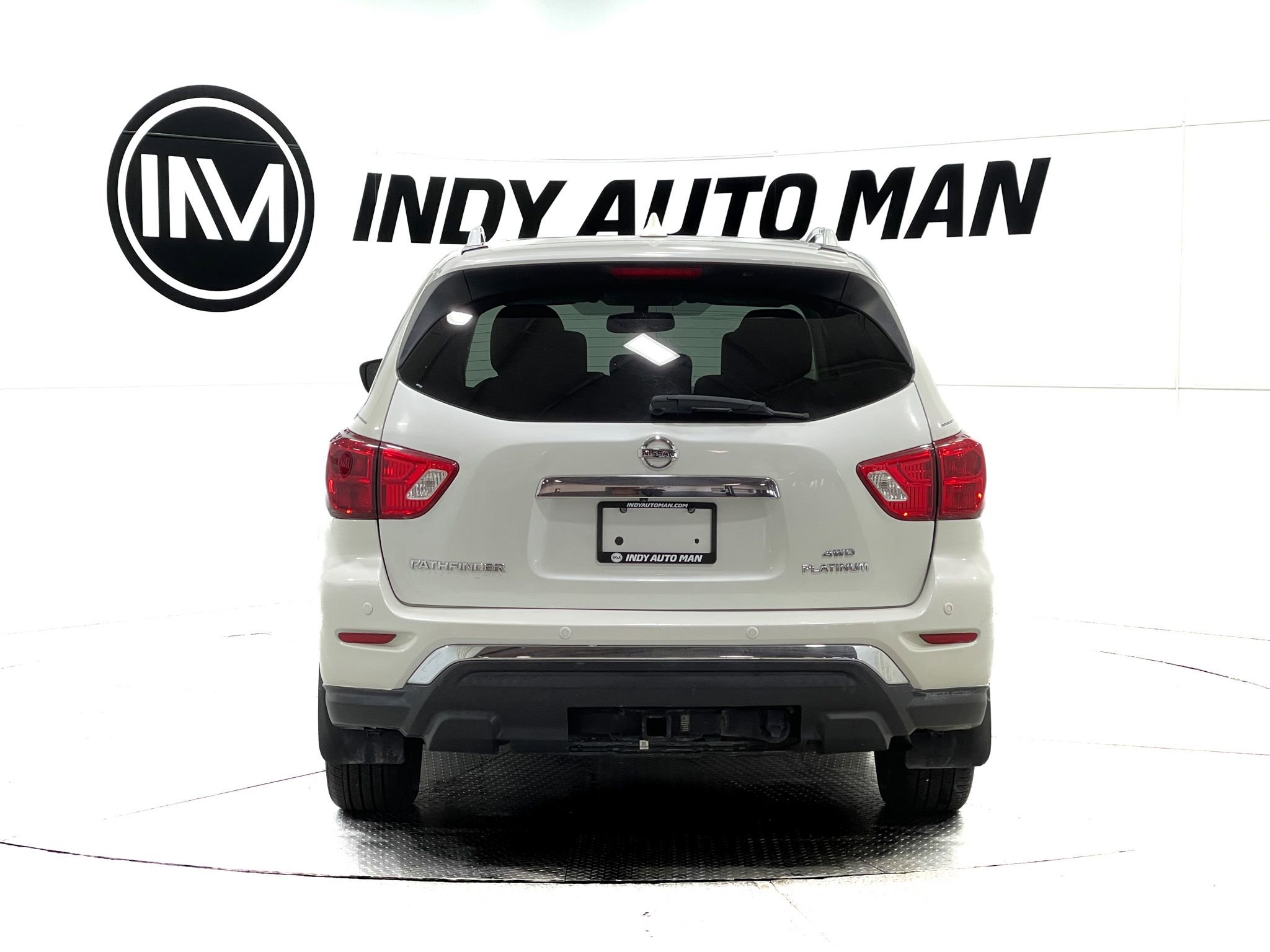 Used 2019 Nissan Pathfinder Platinum w/ Cargo Package AWD/4WD image 5