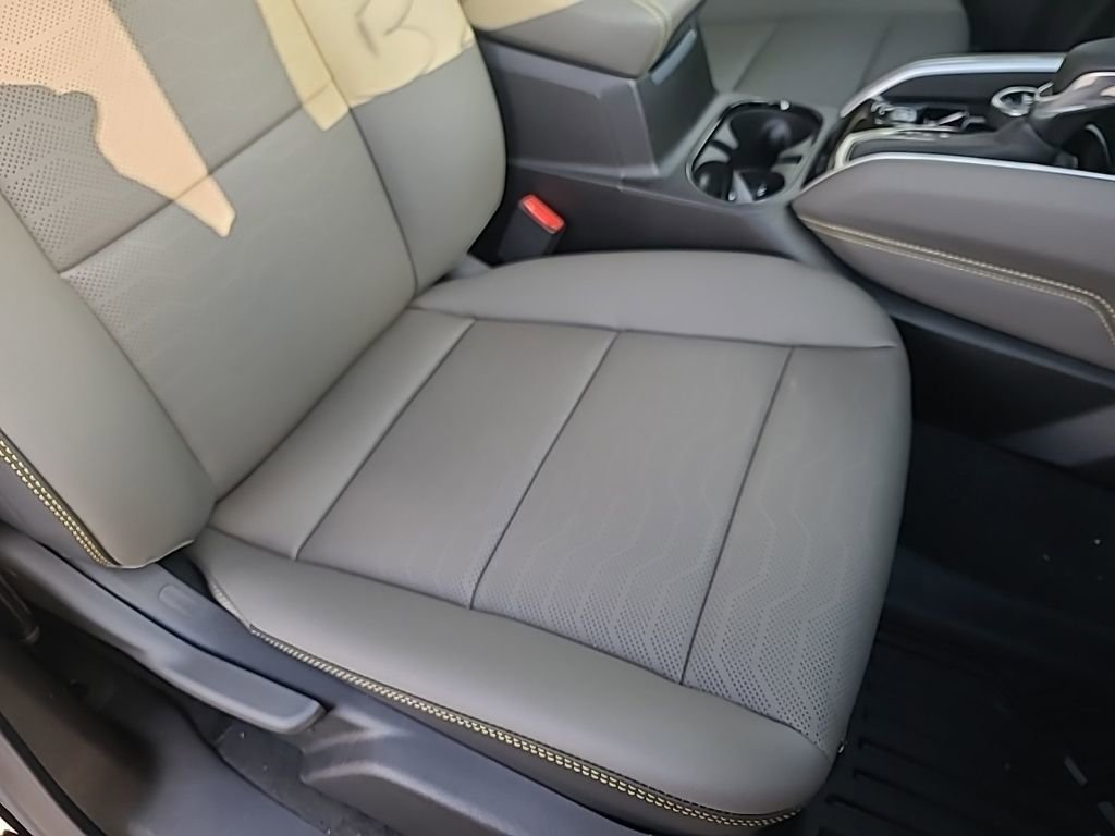 New 2026 Chevrolet Colorado ZR2 w/ Technology Package image 25