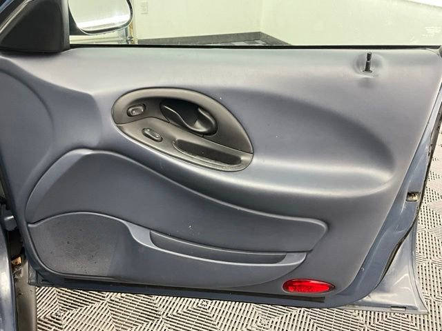 Used 1999 Ford Taurus SE image 11