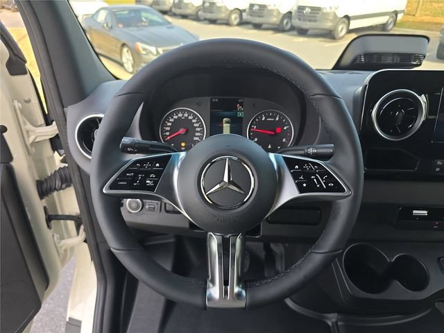 New 2026 Mercedes-Benz Sprinter 2500 image 28