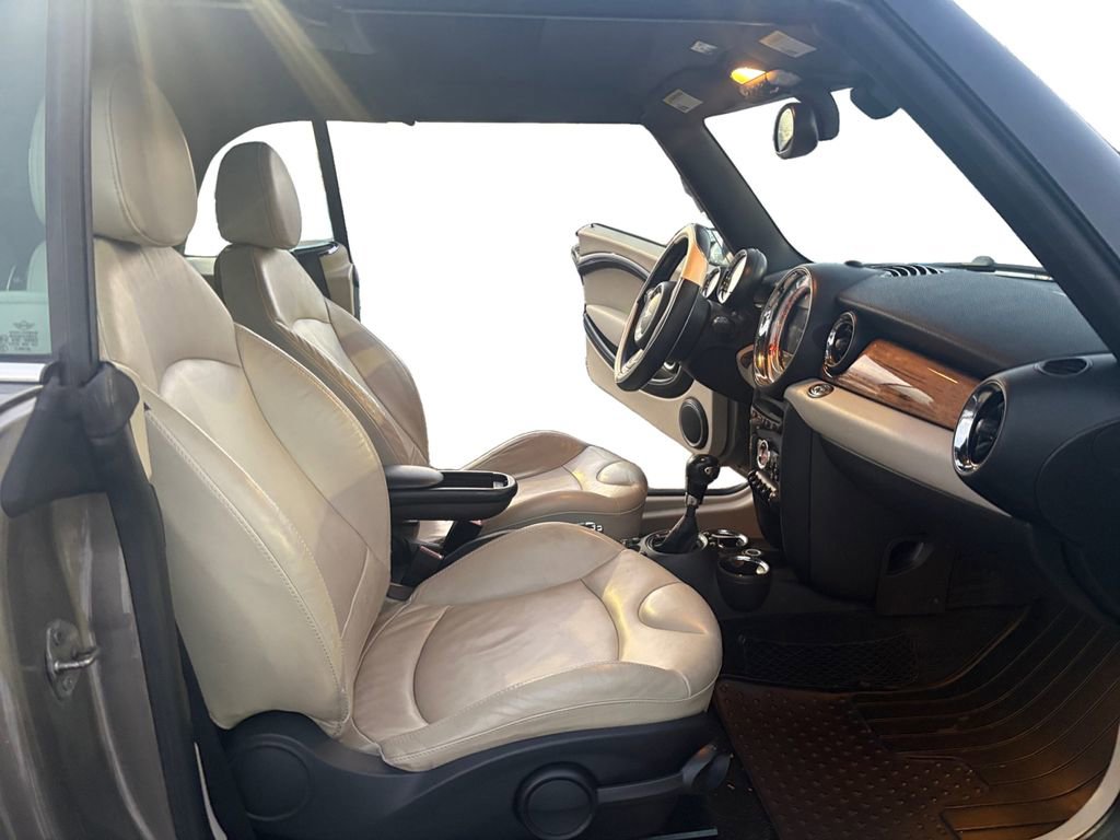 Used 2012 MINI Cooper Convertible image 17