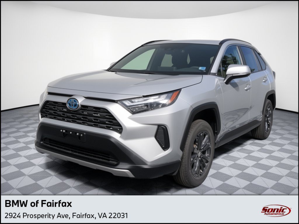 Used 2024 Toyota RAV4 SE w/ Convenience Package