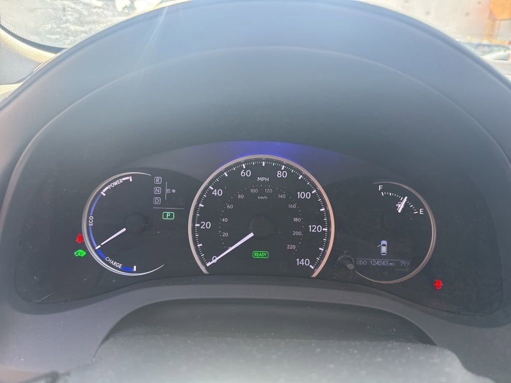 Used 2012 Lexus CT 200h Premium image 22