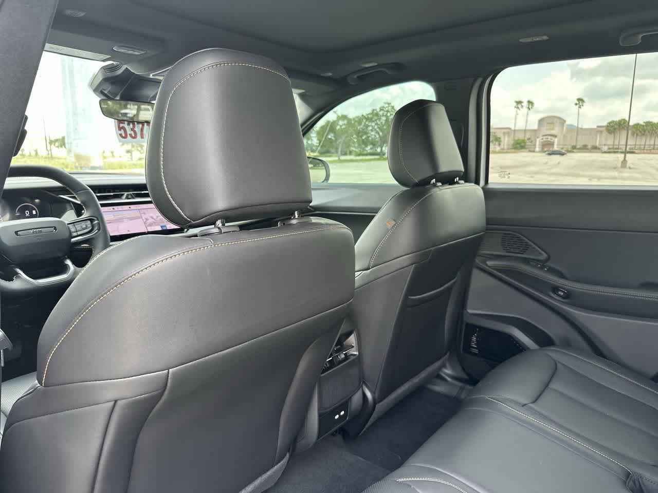 New 2026 Jeep Cherokee Limited AWD/4WD image 17