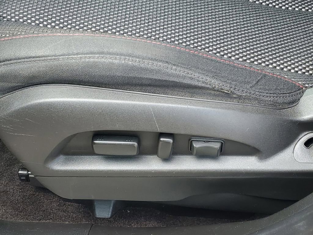 Used 2016 Chevrolet Equinox LT w/ Convenience Package FWD image 6