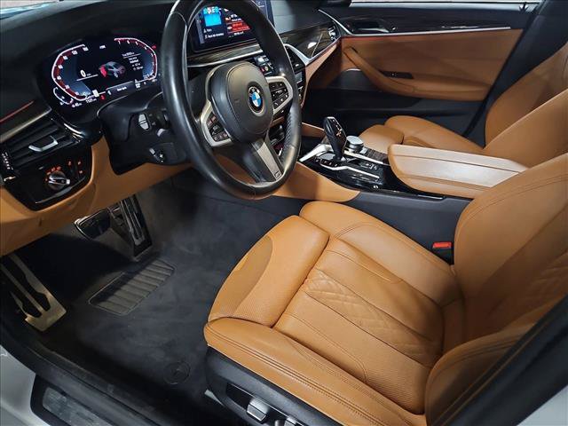 Used 2021 BMW 540i w/ M Sport Package RWD image 10