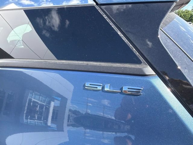 Used 2024 GMC Terrain SLE w/ Driver Convenience Package AWD/4WD image 32