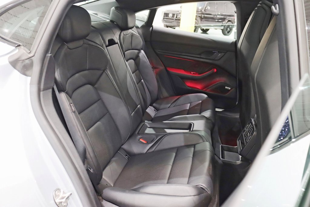 Used 2021 Porsche Taycan 4S image 31