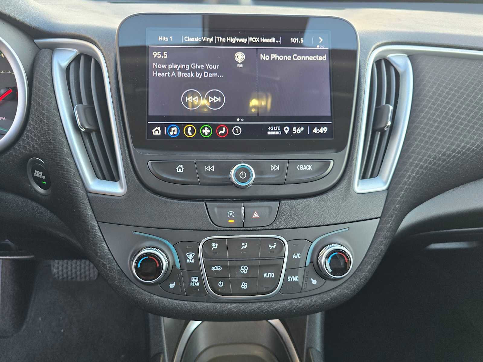 Used 2024 Chevrolet Malibu LT image 49