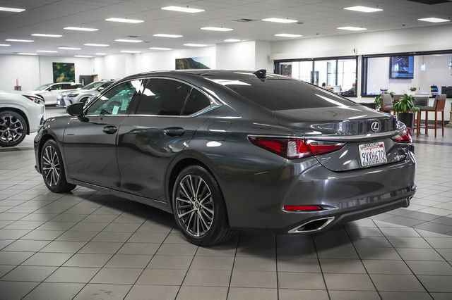 Certified 2025 Lexus ES 350 w/ Premium Package FWD image 8