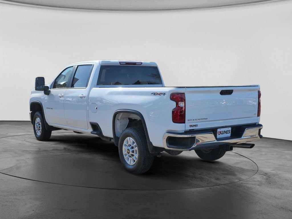Used 2025 Chevrolet Silverado 2500 LT w/ Convenience Package AWD/4WD image 10