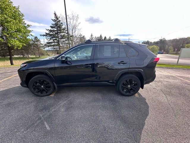 Used 2023 Toyota RAV4 SE w/ Convenience Package AWD/4WD image 6