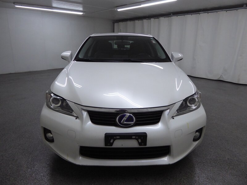 Used 2012 Lexus CT 200h Premium FWD image 2